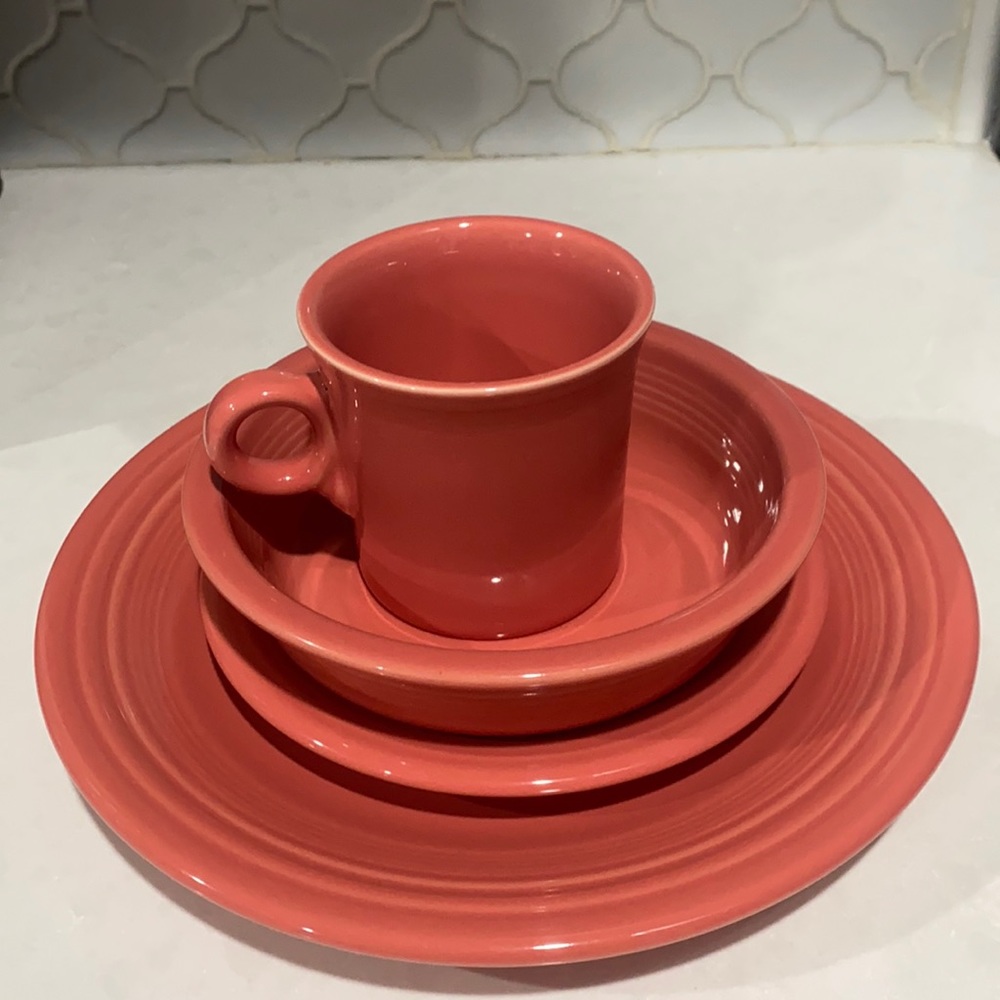 Flamingo “retired” 4 piece fiesta ware set!🦩
